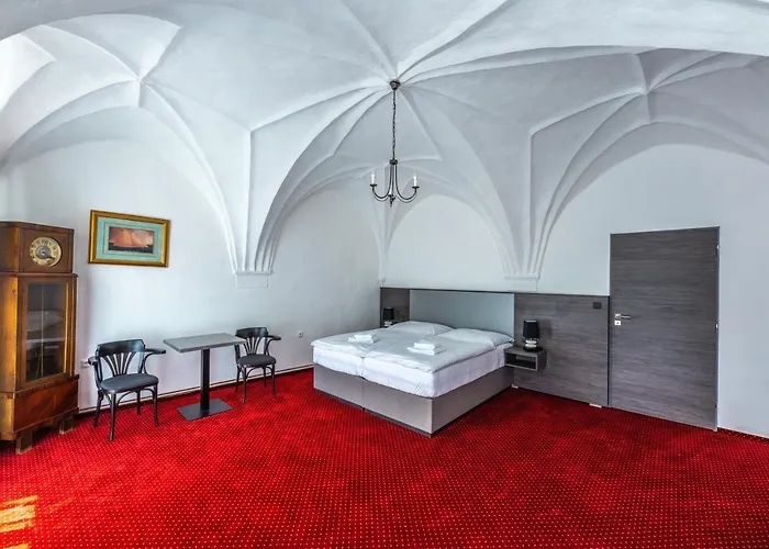 Třebovská Restaurace Hotel 2*