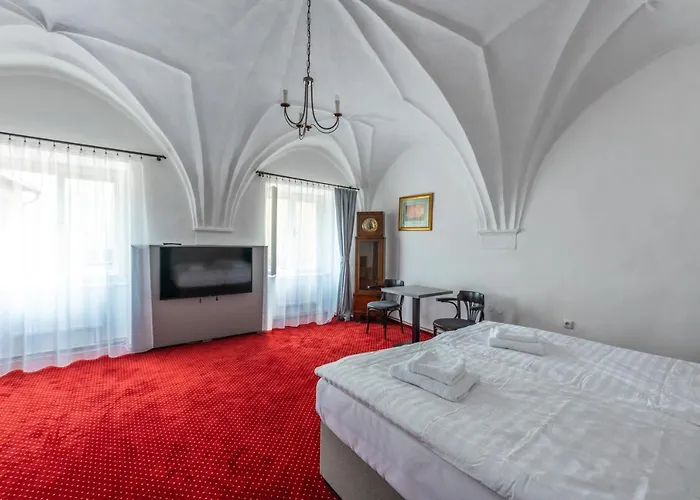 Třebovská Restaurace Hotel 2*